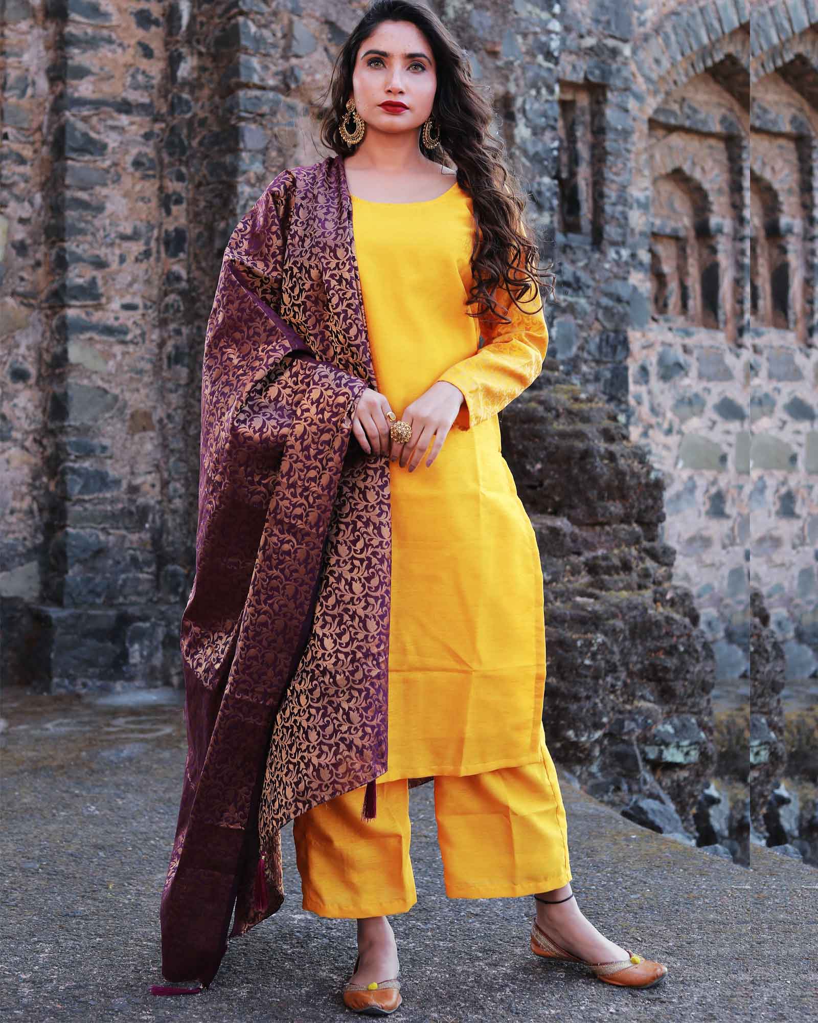 Gandhaki Salwar Suit Set with Dupatta