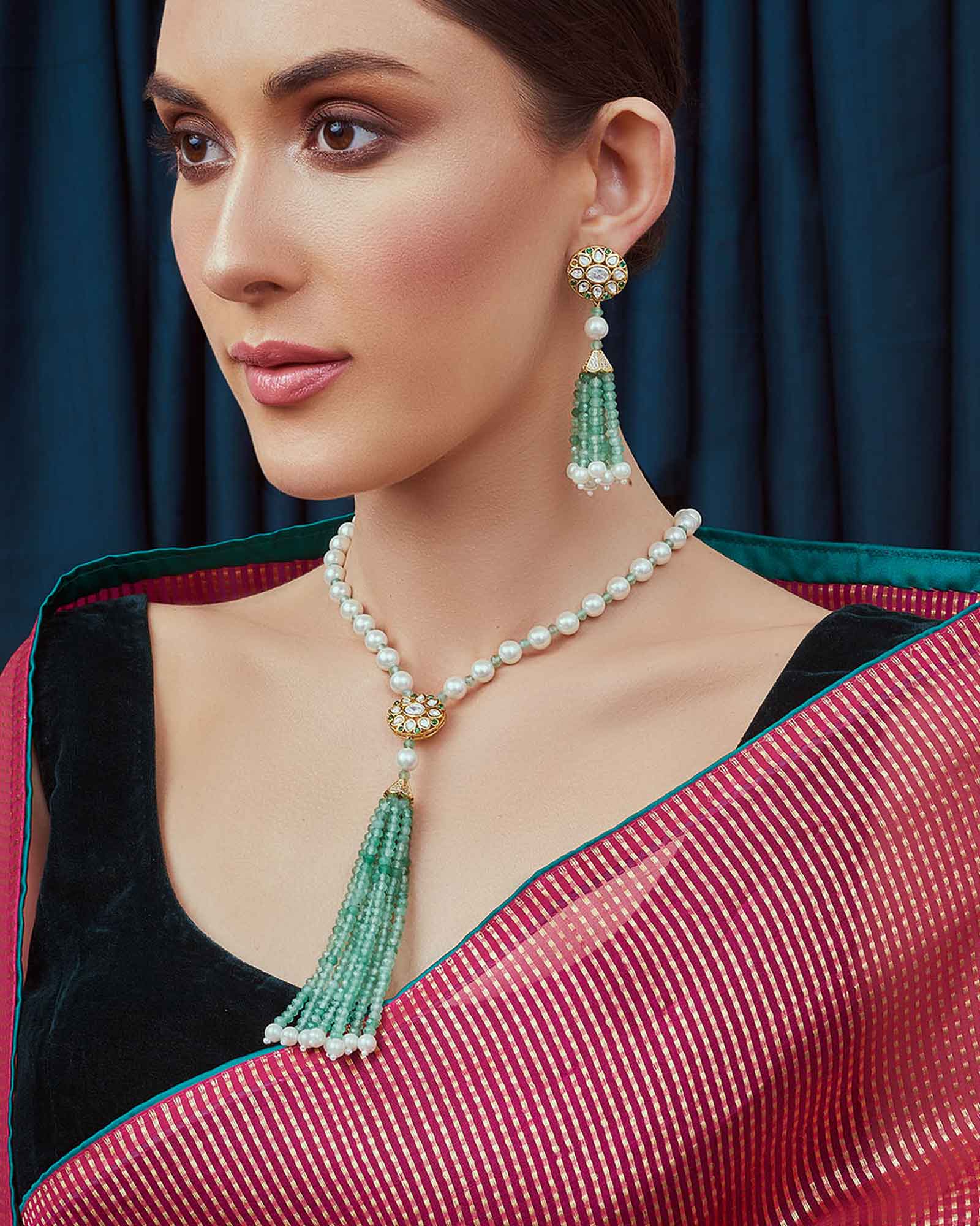 Green White Gold Tone Kundan Necklace Set