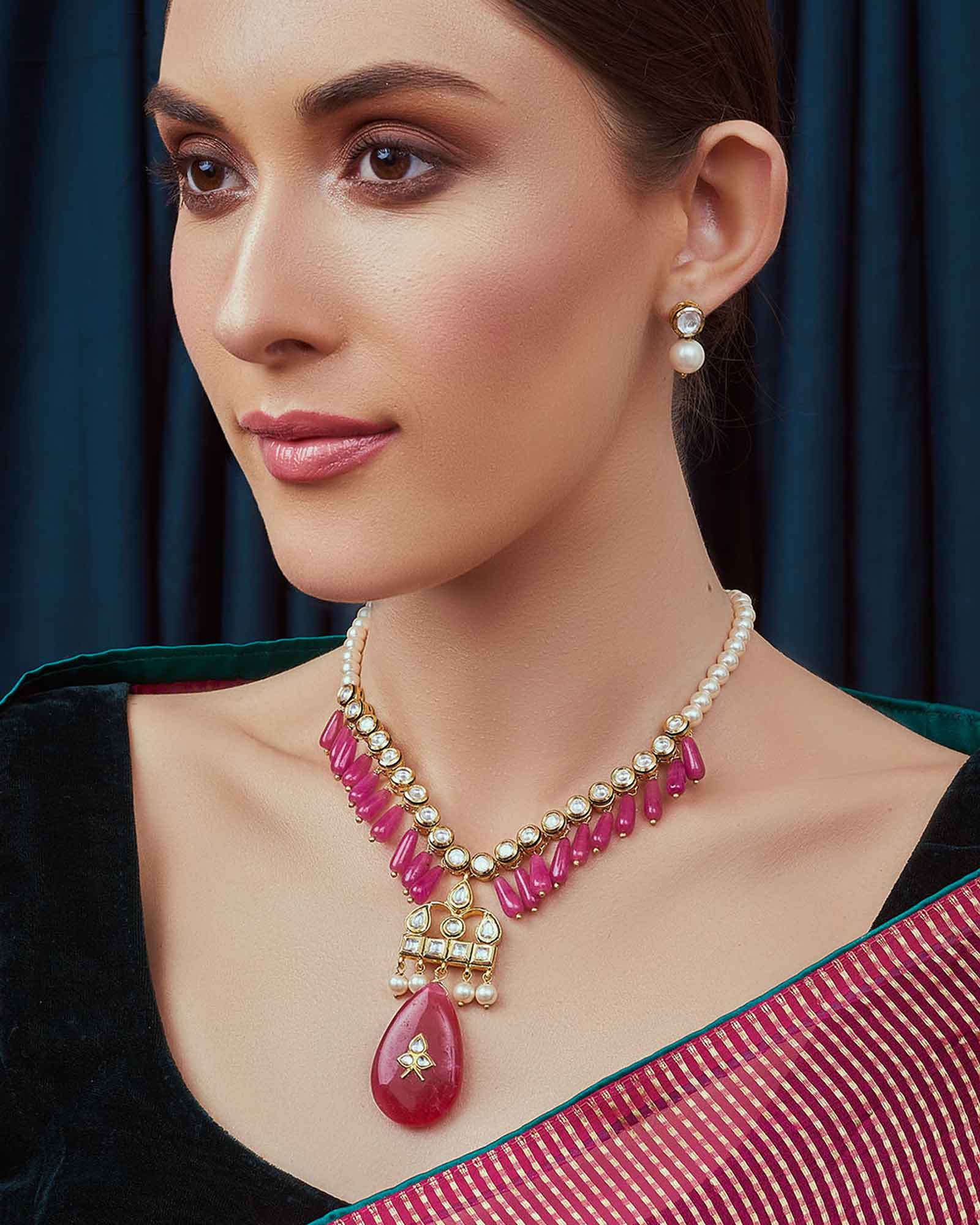 White Red Gold Tone Kundan Necklace   