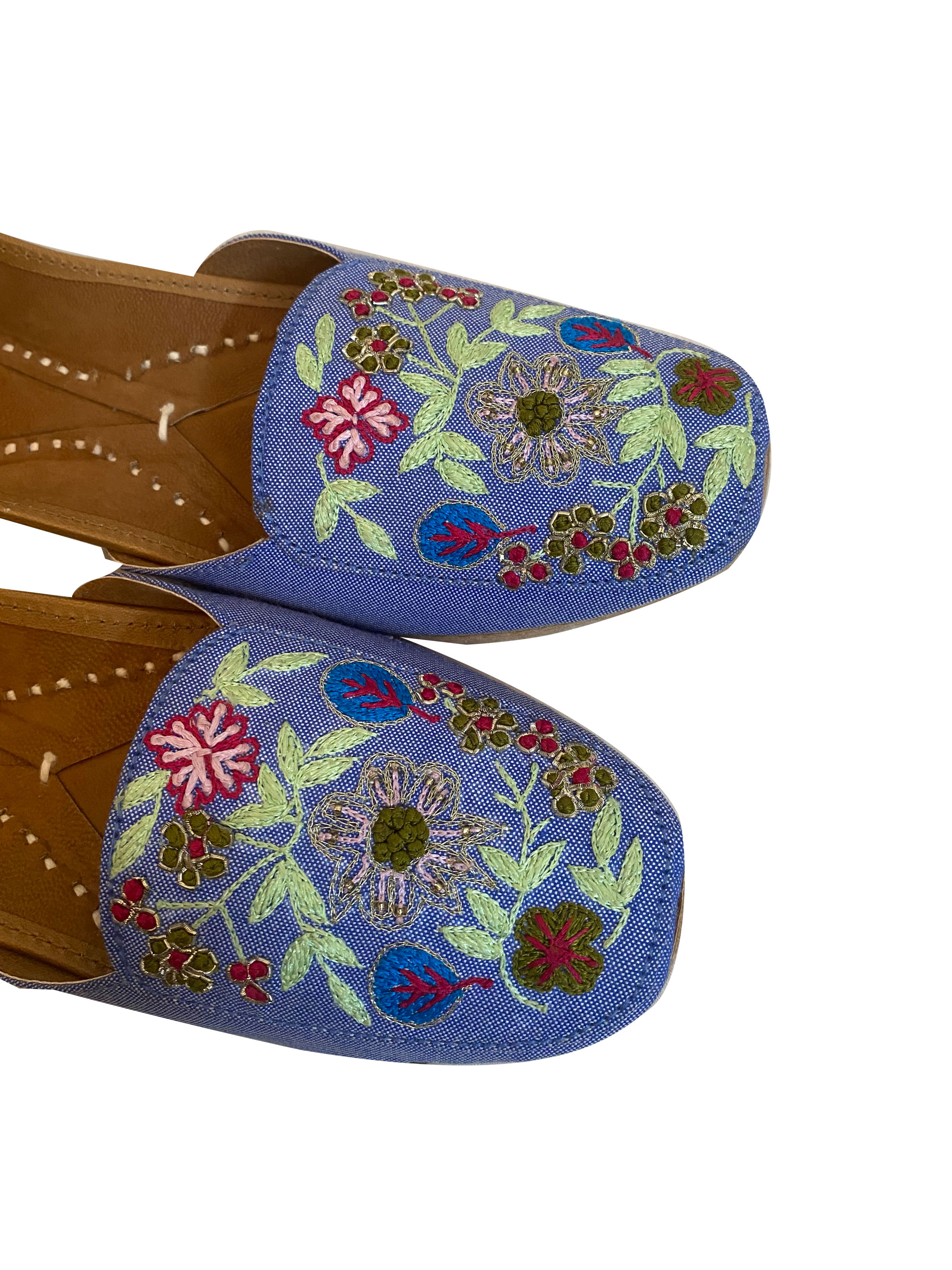 Blue color pop Juttis